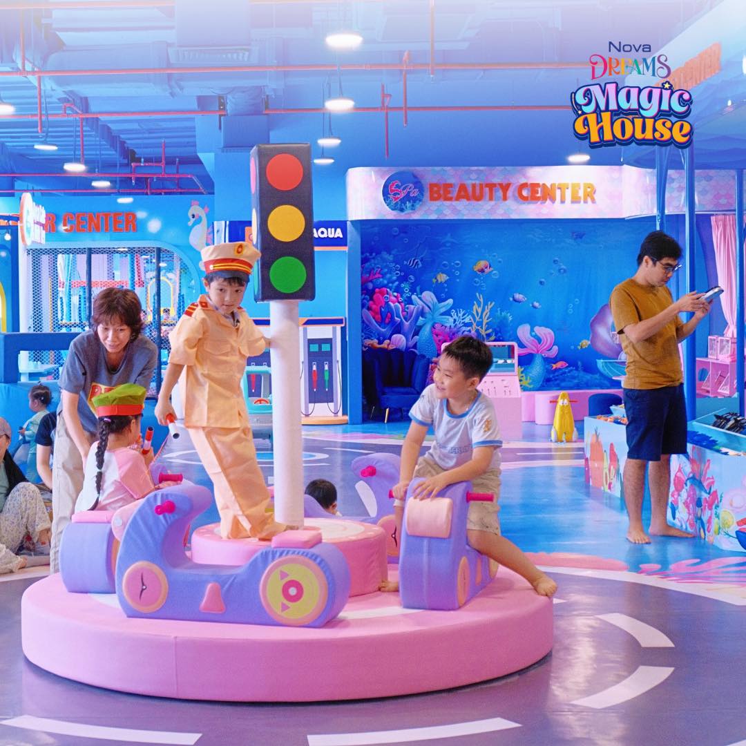 Magic House: Hành Trình "Diệu Kỳ" Giữa Lòng Aqua City