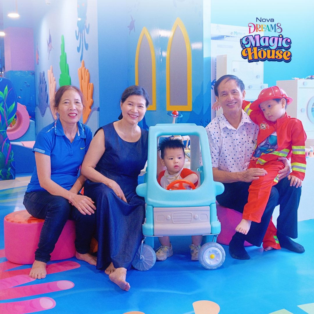 Magic House aqua city